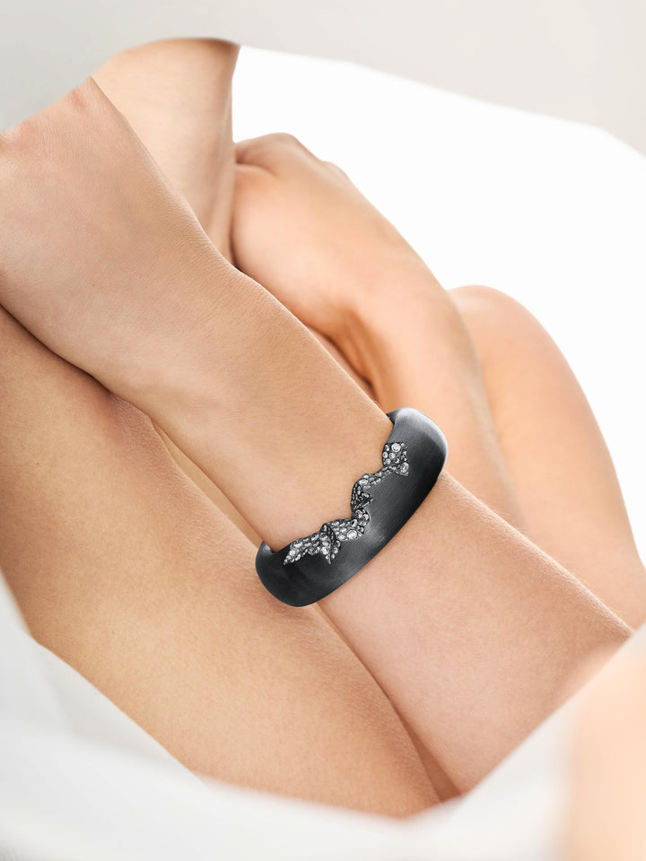 Crash Pavé Cuff
