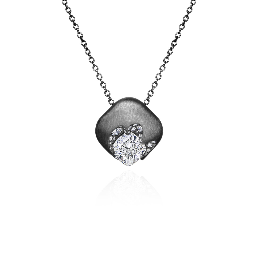 Crash Flottée Solo Pendant Necklace