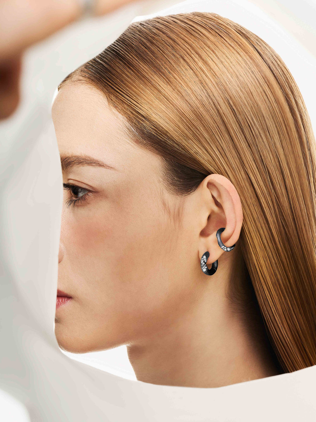 Quarter Pavé Earcuff (Single)