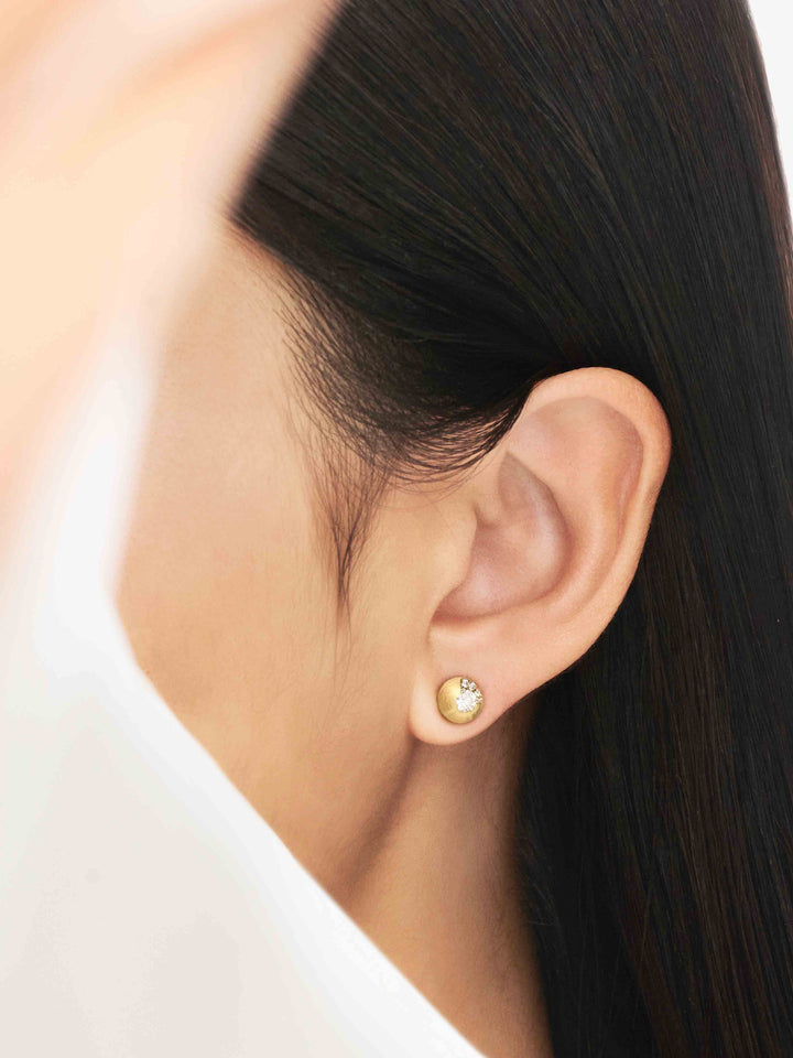 Sphere Flottée Stud Earrings